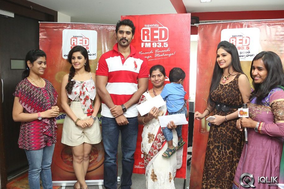 Maine-Pyar-Kiya-Movie-Team-at-Red-FM